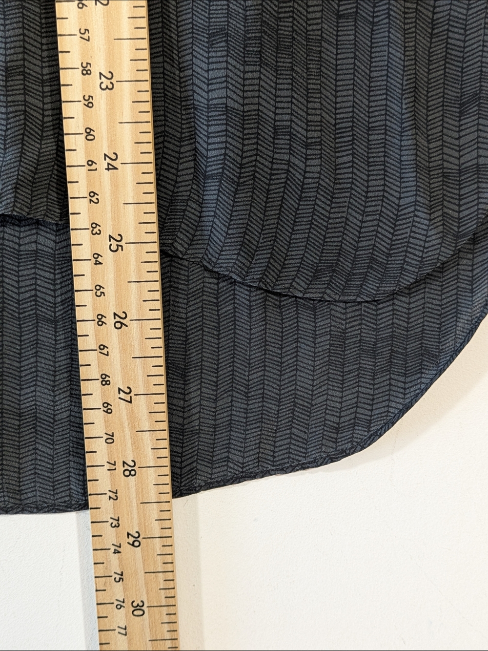 Eileen Fisher 100% Silk Sleeveless Black Gray Blouse Size Small - Picture 9 of 13